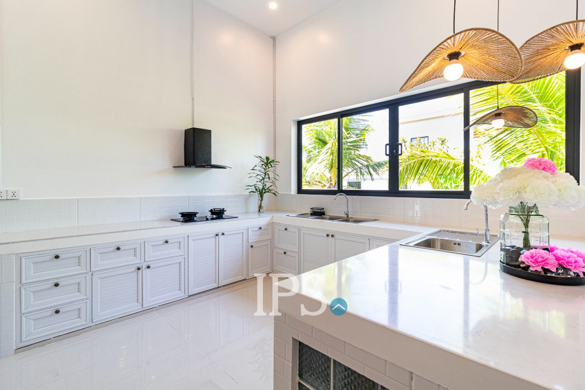 3 Bedroom Villa For Sale - Sangkat Siem Reap, Siem Reap