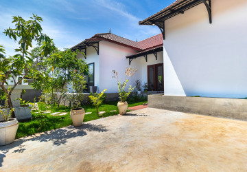 3 Bedroom Villa For Sale - Sangkat Siem Reap, Siem Reap thumbnail