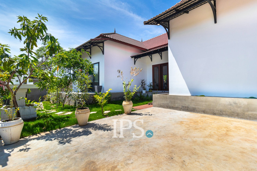 3 Bedroom Villa For Sale - Sangkat Siem Reap, Siem Reap