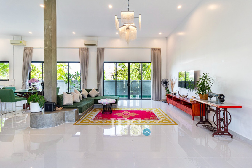 3 Bedroom Villa For Sale - Sangkat Siem Reap, Siem Reap