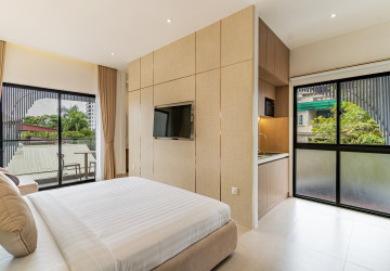 32 Sqm Studio Serviced Apartment For Rent - Beoung Trabek, Phnom Penh thumbnail