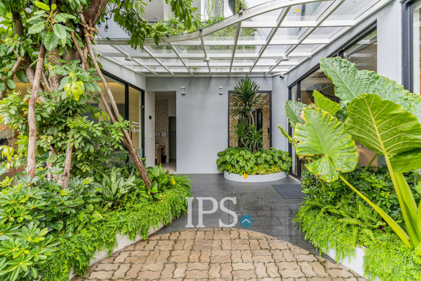 32 Sqm Studio Serviced Apartment For Rent - Beoung Trabek, Phnom Penh