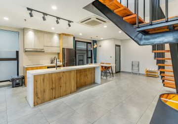 Duplex 2 Bedroom Serviced Apartment For Rent - Boeung Kak 1, Phnom Penh thumbnail