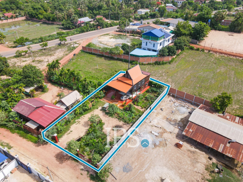 3 Bedroom House For Sale - Sangkat Siem Reap, Siem Reap