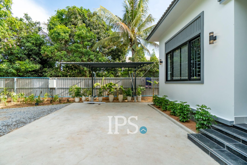 2 Bedroom House For Rent - Sala Kamruek, Siem Reap