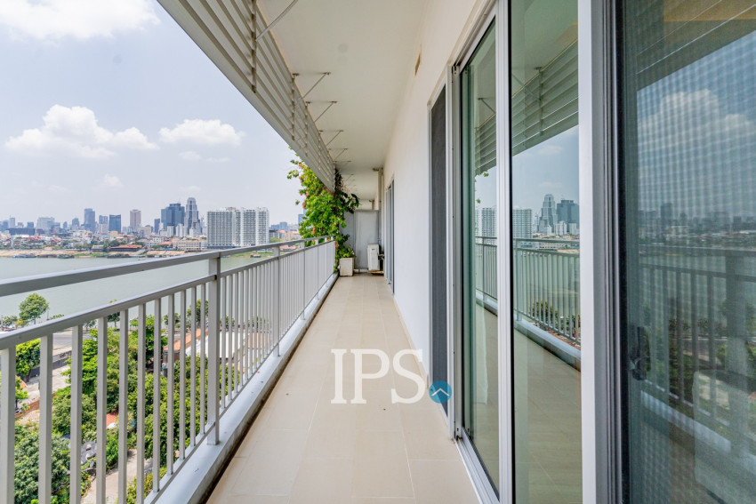 2 Bedroom Serviced Apartment For Rent - Chroy Changvar, Phnom Penh