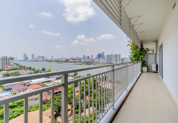 2 Bedroom Serviced Apartment For Rent - Chroy Changvar, Phnom Penh thumbnail