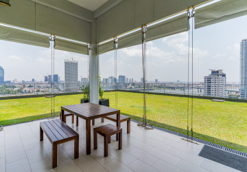 2 Bedroom Serviced Apartment For Rent - Chroy Changvar, Phnom Penh thumbnail