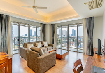2 Bedroom Serviced Apartment For Rent - Chroy Changvar, Phnom Penh thumbnail
