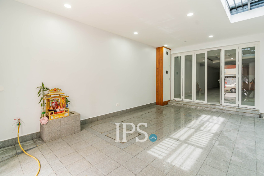 120 Sqm Retail Space For Rent - BKK1, Phnom Penh