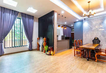 3 Bedroom House For Rent - Chreav, Siem Reap thumbnail