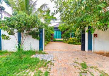 3 Bedroom House For Rent - Chreav, Siem Reap thumbnail
