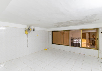 100 Sqm Retail Space For Rent - BKK1, Phnom Penh thumbnail