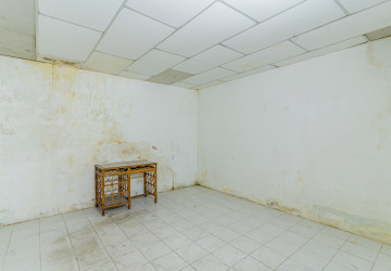100 Sqm Retail Space For Rent - BKK1, Phnom Penh thumbnail