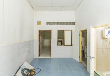 100 Sqm Retail Space For Rent - BKK1, Phnom Penh thumbnail