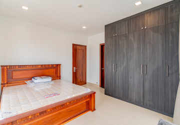 2 Bedroom Serviced Apartment For Rent - Boeung Trabek, Phnom Penh thumbnail