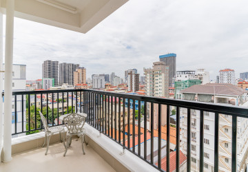 3 Bedroom Serviced Apartment For Rent - Boeung Trabek, Phnom Penh thumbnail