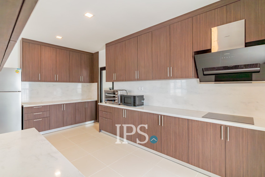 3 Bedroom Serviced Apartment For Rent - Boeung Trabek, Phnom Penh