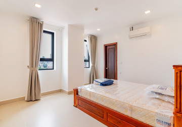 3 Bedroom Serviced Apartment For Rent - Boeung Trabek, Phnom Penh thumbnail
