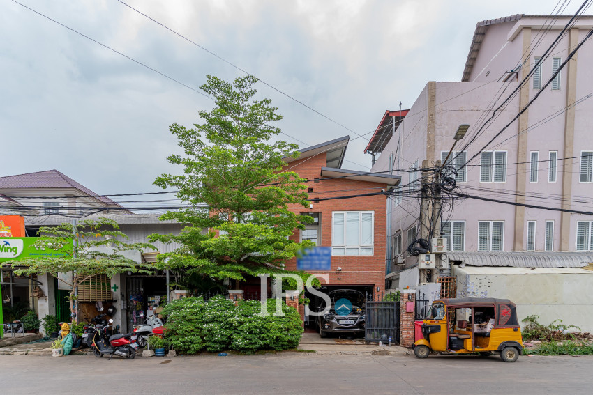 4 Bedroom Villa For Sale - Phnom Penh Thmey, Phnom Penh