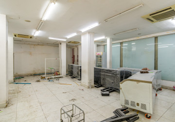 522 Sqm Retail Space For Rent - Phsar Depou 1, Phnom Penh thumbnail
