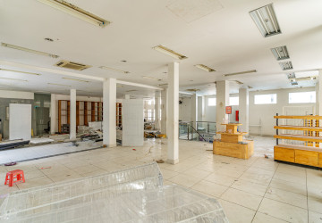 522 Sqm Retail Space For Rent - Phsar Depou 1, Phnom Penh thumbnail