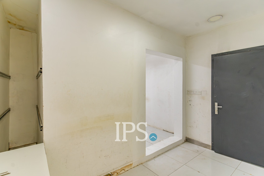 528 Sqm Commercial Building For Rent - Ta Khmau, Phnom Penh