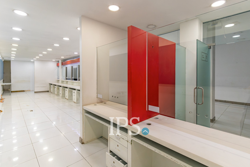 528 Sqm Commercial Building For Rent - Ta Khmau, Phnom Penh