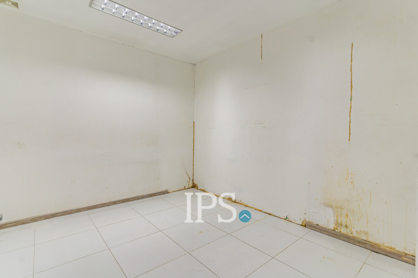 528 Sqm Commercial Building For Rent - Ta Khmau, Phnom Penh