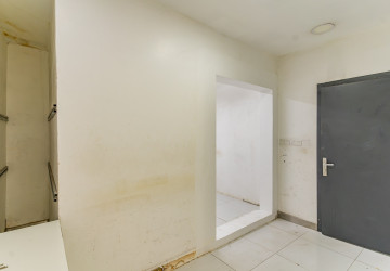 528 Sqm Commercial Building For Rent - Ta Khmau, Phnom Penh thumbnail