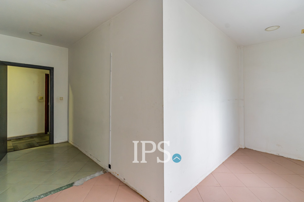 528 Sqm Commercial Building For Rent - Ta Khmau, Phnom Penh - Image 19