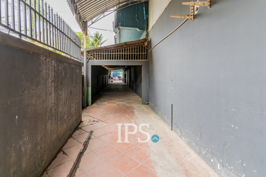 528 Sqm Commercial Building For Rent - Ta Khmau, Phnom Penh