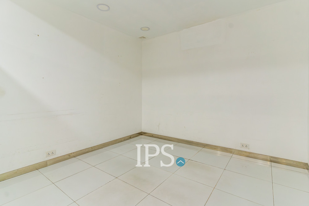 528 Sqm Commercial Building For Rent - Ta Khmau, Phnom Penh - Image 21