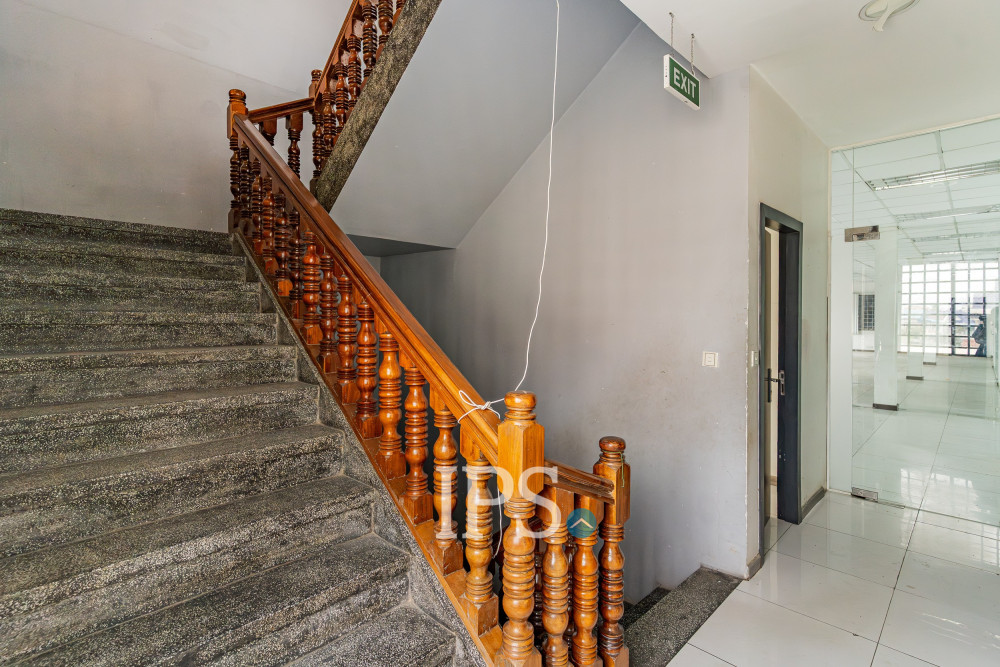 528 Sqm Commercial Building For Rent - Ta Khmau, Phnom Penh - Image 22