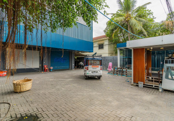 528 Sqm Commercial Building For Rent - Ta Khmau, Phnom Penh thumbnail