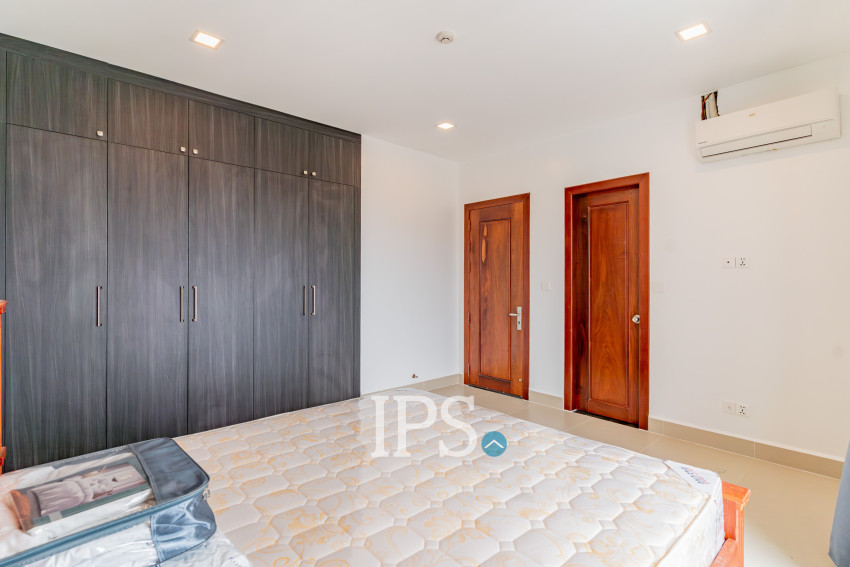 2 Bedroom Serviced Apartment For Rent - Boeung Trabek, Phnom Penh