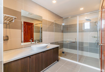 2 Bedroom Serviced Apartment For Rent - Boeung Trabek, Phnom Penh thumbnail