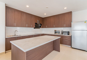 2 Bedroom Serviced Apartment For Rent - Boeung Trabek, Phnom Penh thumbnail
