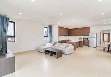 2 Bedroom Serviced Apartment For Rent - Boeung Trabek, Phnom Penh thumbnail