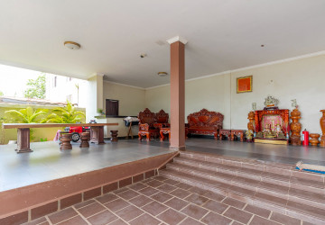 2 Bedroom Apartment For Rent - Svay Dangkum, Siem Reap thumbnail