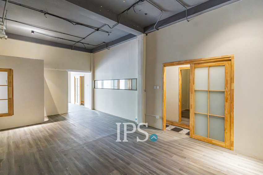 408 Sqm Commercial Building For Rent - Chey Chumneah, Phnom Penh