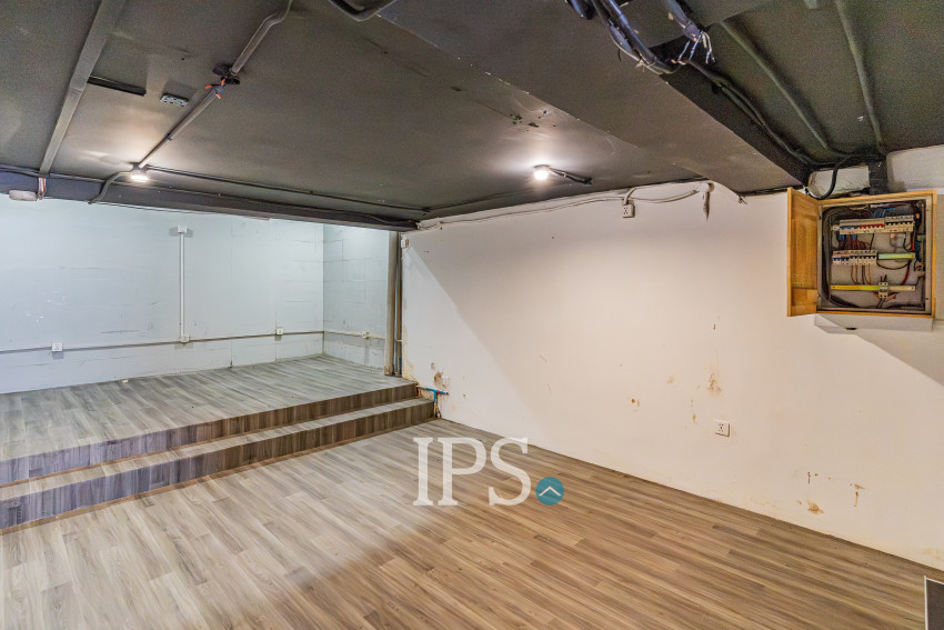 408 Sqm Commercial Building For Rent - Chey Chumneah, Phnom Penh