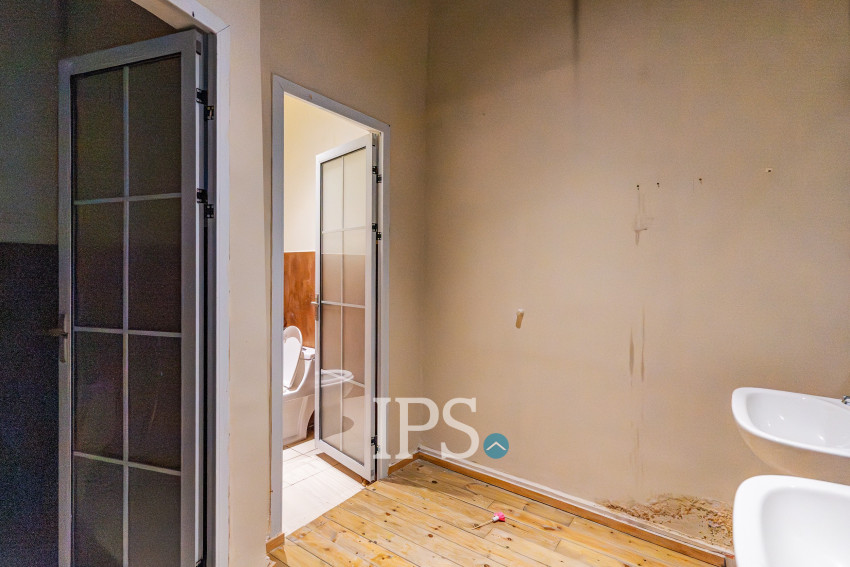 408 Sqm Commercial Building For Rent - Chey Chumneah, Phnom Penh