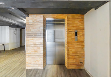 408 Sqm Commercial Building For Rent - Chey Chumneah, Phnom Penh thumbnail