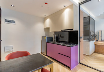 1 Bedroom Condo For Rent - Time Square 5, BKK1, Phnom Penh thumbnail