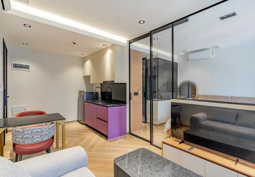 1 Bedroom Condo For Rent - Time Square 5, BKK1, Phnom Penh thumbnail