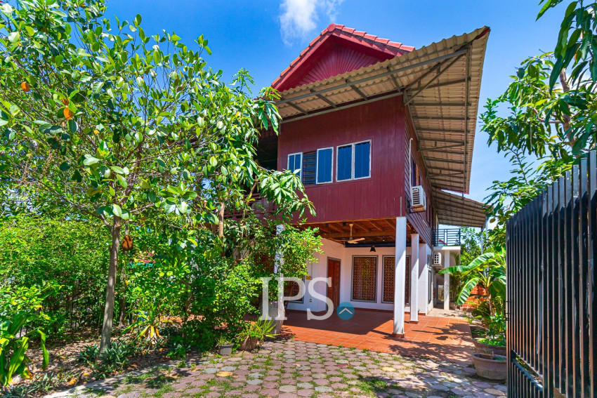 2 Bedroom Wooden House For Rent - Svay Dangkum, Siem Reap