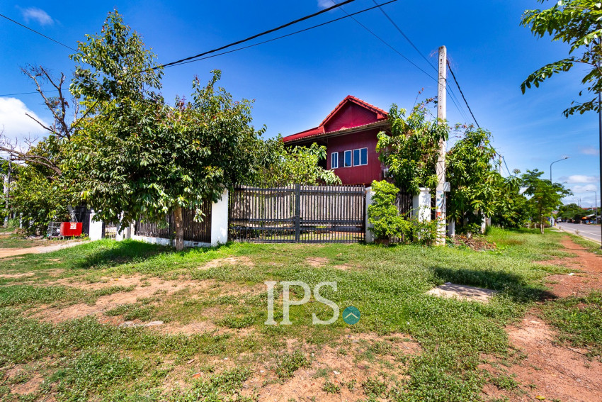 2 Bedroom Wooden House For Rent - Svay Dangkum, Siem Reap