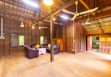 2 Bedroom Wooden House For Rent - Svay Dangkum, Siem Reap thumbnail