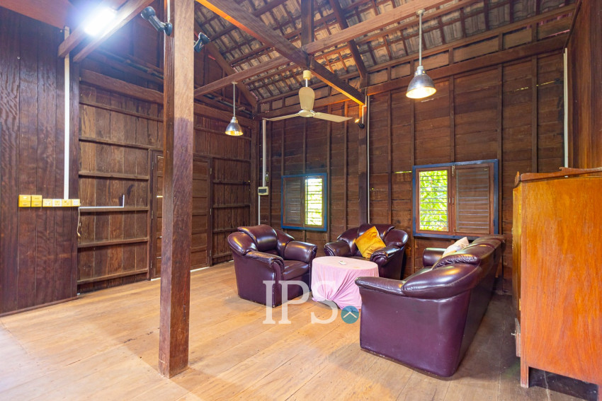 2 Bedroom Wooden House For Rent - Svay Dangkum, Siem Reap